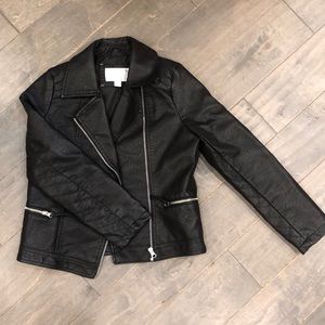 Women’s leather jacket